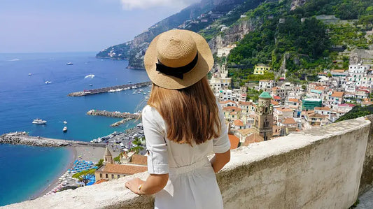 10 Travel Essentials You Should Never Leave Home Without